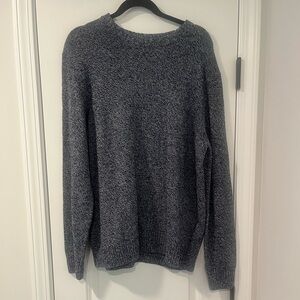 Sonoma Women's Blue and White Crewneck Sweater (NWT)